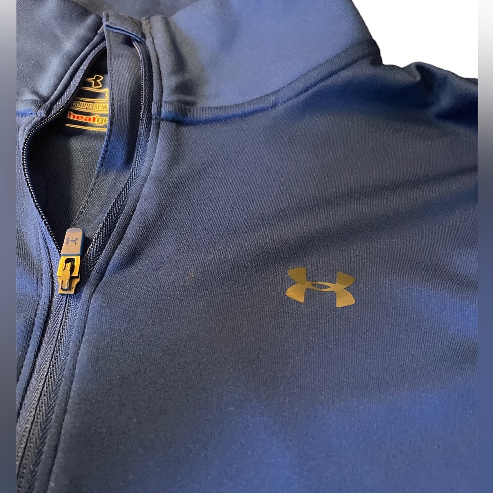 Women’s Under Armour Royal Blue Half Zip Size Med